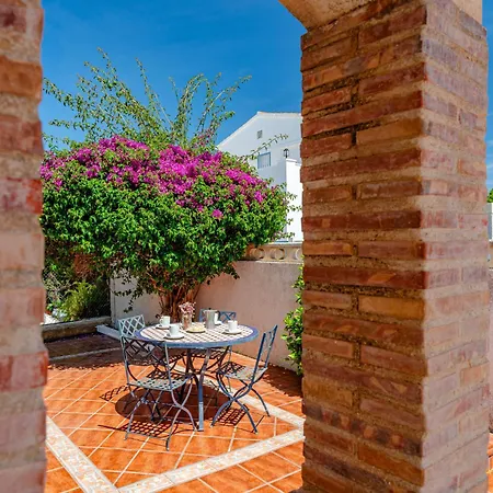 Harmonia By Interhome